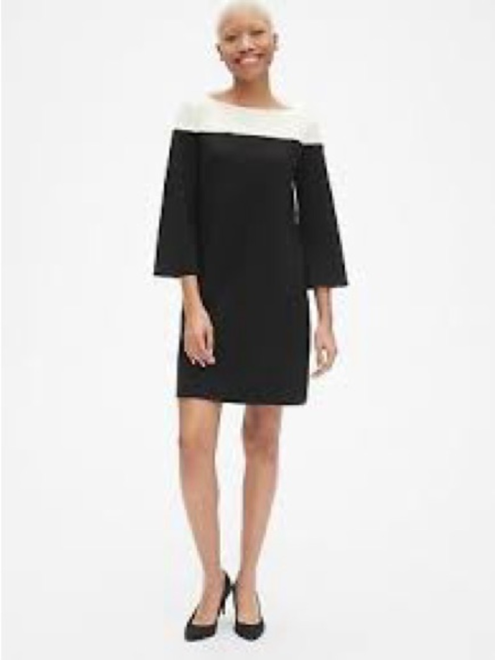 GAP Black and Cream Long, Wide Sleeve Boatneck Dress. Size Small.